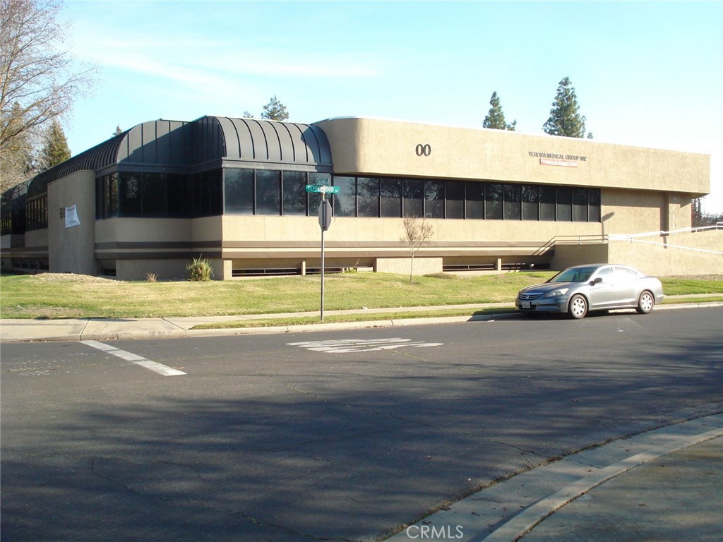 900 W Olive Avenue, Merced, CA 95348