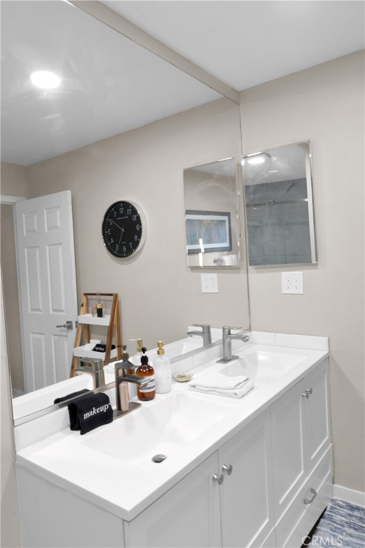 3275 Boundary - photo 18