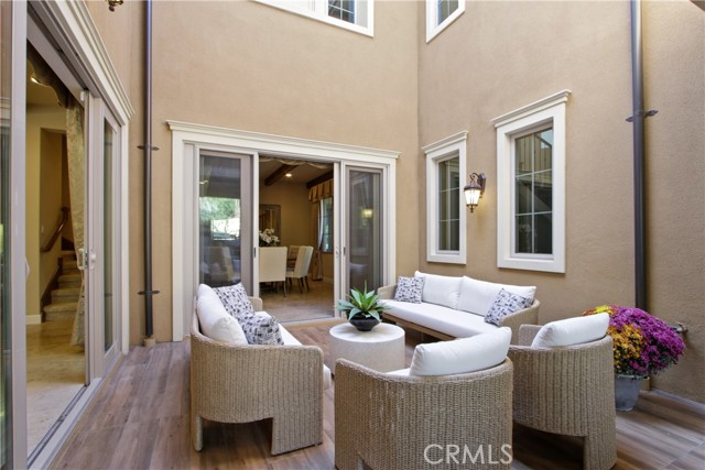 Detail Gallery Image 13 of 75 For 11 Quilters, Irvine,  CA 92602 - 5 Beds | 5/2 Baths