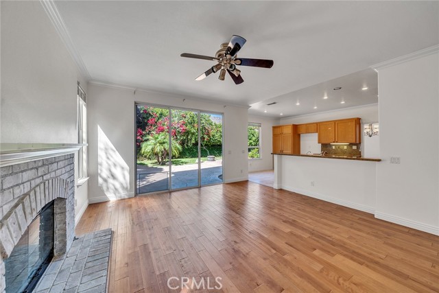 Detail Gallery Image 15 of 33 For 2357 Laurelwood Dr, Thousand Oaks,  CA 91362 - 4 Beds | 3 Baths