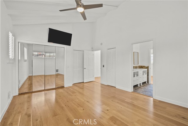 4919 Dunsmore Avenue, La Crescenta CA: https://media.crmls.org/medias/f5134242-b58e-4e56-a8c8-f972ebadf7b6.jpg