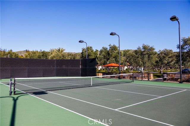 Detail Gallery Image 64 of 71 For 170 Leafy Pass, Irvine,  CA 92602 - 5 Beds | 5/1 Baths