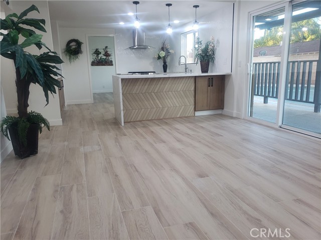 Detail Gallery Image 13 of 32 For 2758 W Stocton, Anaheim,  CA 92801 - 4 Beds | 3 Baths