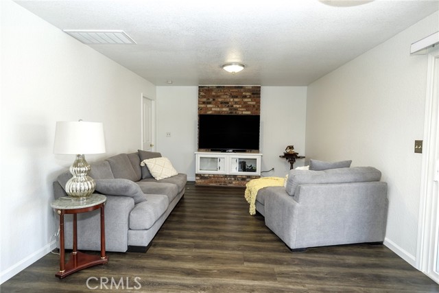 Detail Gallery Image 12 of 24 For 1721 Myrtlewood Dr, Ceres,  CA 95307 - 3 Beds | 2 Baths