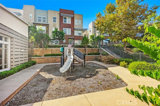 Detail Gallery Image 37 of 42 For 40 Midtown Dr, Aliso Viejo,  CA 92656 - 2 Beds | 2 Baths