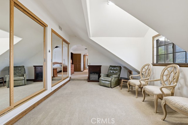 Detail Gallery Image 13 of 46 For 24300 Sylvan Glen, Calabasas,  CA 91302 - 5 Beds | 3 Baths