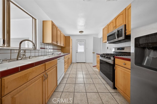 Detail Gallery Image 18 of 25 For 6444 Denny Ave, North Hollywood,  CA 91606 - 2 Beds | 1 Baths