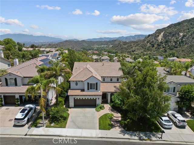 25554 Housman Place, Stevenson Ranch CA: https://media.crmls.org/medias/f5154fd7-e1de-47b7-9730-f5c96dec6e86.jpg