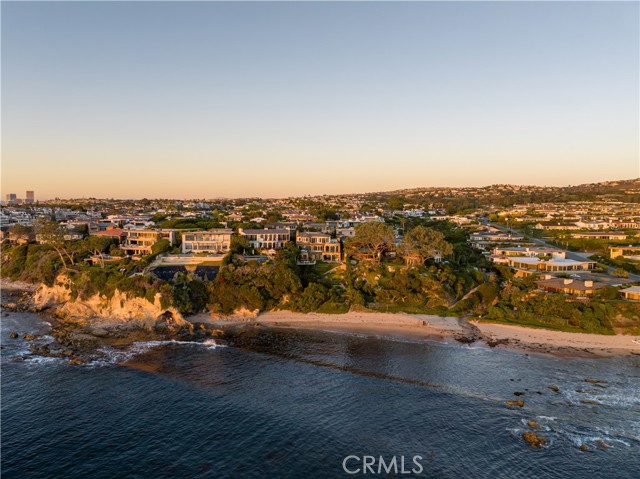 Detail Gallery Image 17 of 46 For 177 Shorecliff Rd, Corona Del Mar,  CA 92625 - 5 Beds | 5/5 Baths