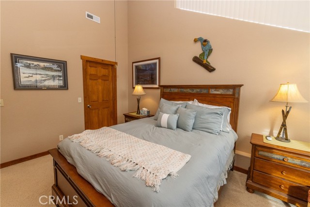 Detail Gallery Image 21 of 44 For 39255 Seminole, Fawnskin,  CA 92333 - 5 Beds | 4/1 Baths
