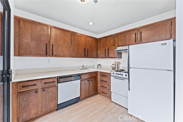 Detail Gallery Image 8 of 29 For 301 N Ford Ave #315,  Fullerton,  CA 92832 - 1 Beds | 1 Baths