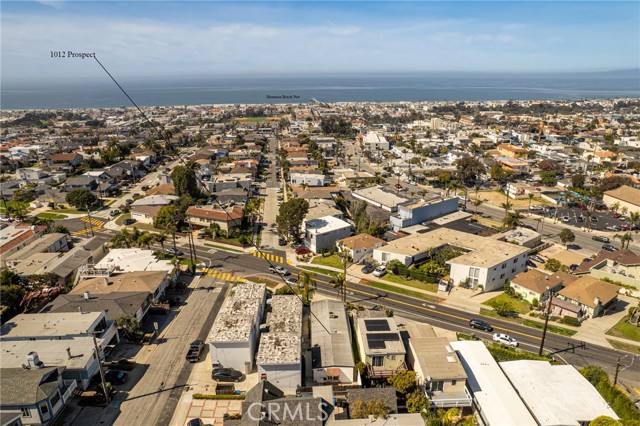 1012 Prospect Avenue, Hermosa Beach, California 90254, 2 Bedrooms Bedrooms, ,1 BathroomBathrooms,Residential,For Sale,Prospect,SB25046090