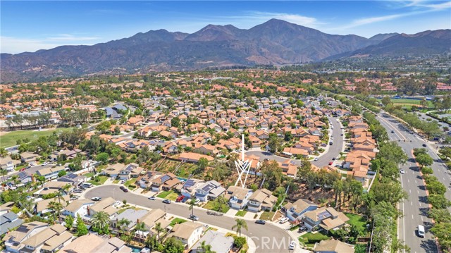 15 Calle Albarda, Rancho Santa Margarita CA: https://media.crmls.org/medias/f518a6c2-6558-486f-9f31-52148dccaade.jpg