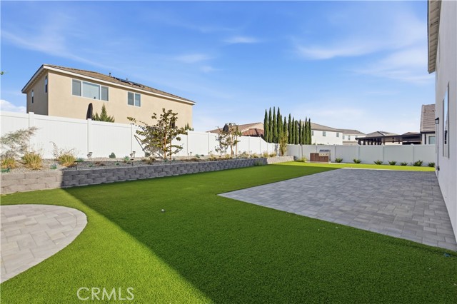 2411 Huron Rd, Rialto, CA 92377 photo 38