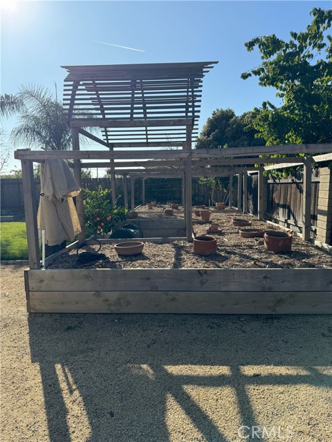 1112 Coronado Street, Upland CA: https://media.crmls.org/medias/f518bb9f-907b-4d5f-aa22-55208ae87a56.jpg