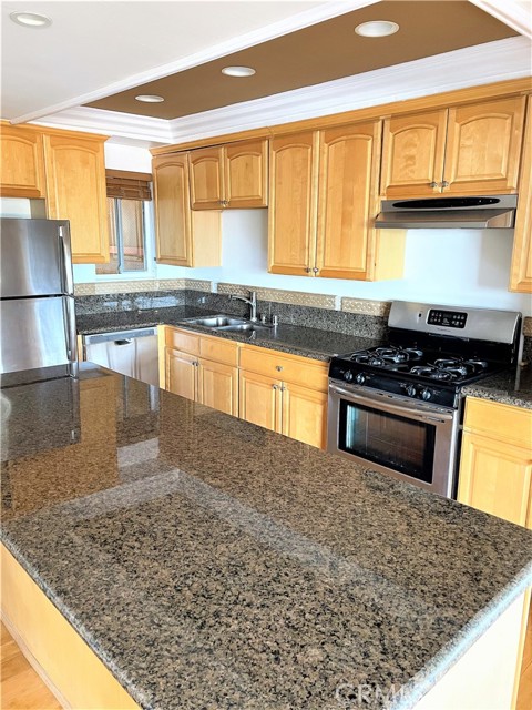 100 Cliff Drive, Laguna Beach CA: https://media.crmls.org/medias/f5198aa2-0441-4c30-aa07-c460cee20b88.jpg