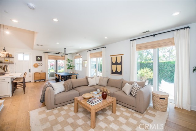 2065 Thurin Street, Costa Mesa CA: https://media.crmls.org/medias/f51a6aae-fab2-4a7a-af3a-0fe13b5969f8.jpg