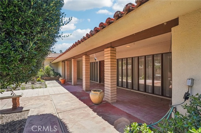 42131 San Jose Drive, San Jacinto CA: https://media.crmls.org/medias/f51c4216-47e4-4acb-8009-caf9380cdb98.jpg
