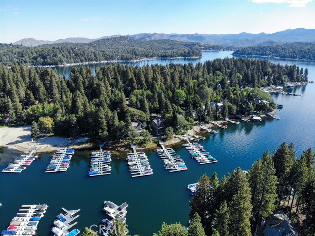 27450 North Bay Road, Lake Arrowhead, California 92352, ,Land,For Sale,27450 North Bay Road,CRRW23196364