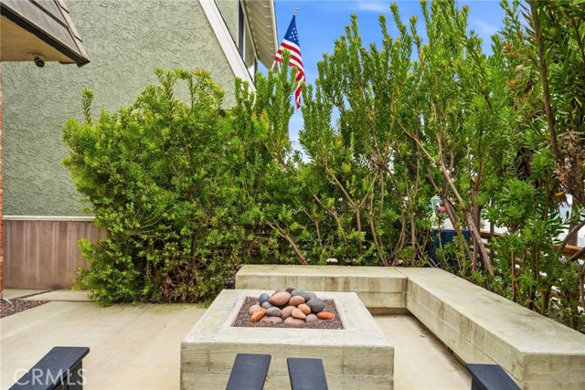 Detail Gallery Image 42 of 47 For 220 Detroit Ave, Huntington Beach,  CA 92648 - 3 Beds | 2/1 Baths
