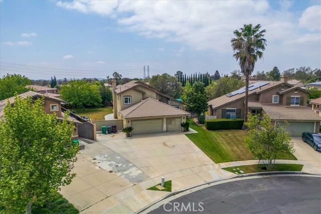 1705 Tee Time Avenue, Beaumont CA: https://media.crmls.org/medias/f51da6a2-64e4-4be6-8a22-72eae1eeb162.jpg