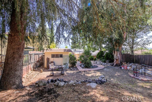 3953 Santa Carlotta, La Crescenta CA: https://media.crmls.org/medias/f51df4af-0495-45c3-9762-104207e3a670.jpg