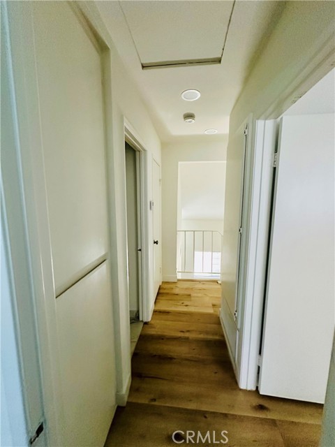 Detail Gallery Image 5 of 22 For 2380 Benidorm Cir, Corona,  CA 92879 - 2 Beds | 2 Baths