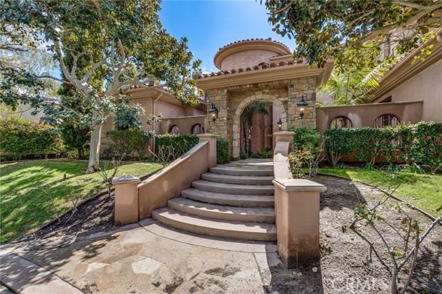 Detail Gallery Image 9 of 57 For 14173 Rancho Tierra Trl, San Diego,  CA 92130 - 5 Beds | 5/1 Baths