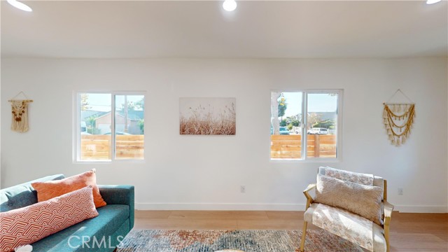 Detail Gallery Image 22 of 74 For 1330 W 2nd St, Santa Ana,  CA 92703 - 3 Beds | 1 Baths