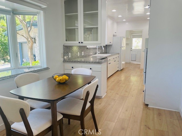 Detail Gallery Image 16 of 27 For 4736 Zelzah, Encino,  CA 91316 - 4 Beds | 3/1 Baths