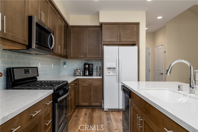 4271 Horvath ST Unit: 103