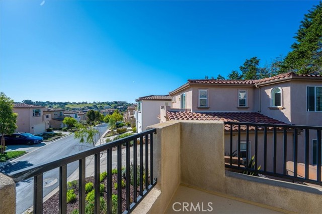 Detail Gallery Image 11 of 34 For 114 Village, Pismo Beach,  CA 93449 - 4 Beds | 2/1 Baths
