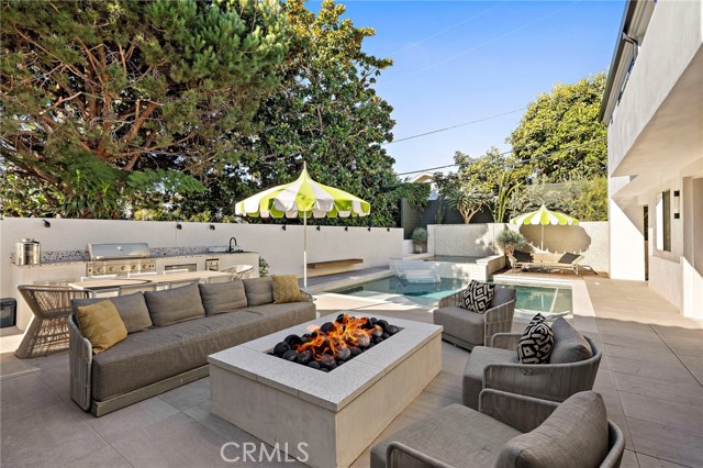 Detail Gallery Image 10 of 10 For 228 W Avenida Cordoba, San Clemente,  CA 92672 - 5 Beds | 4/1 Baths