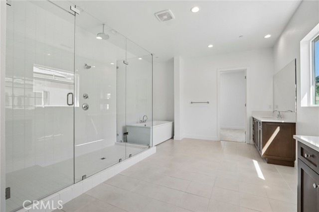 20580 Edgewood Court photo 32