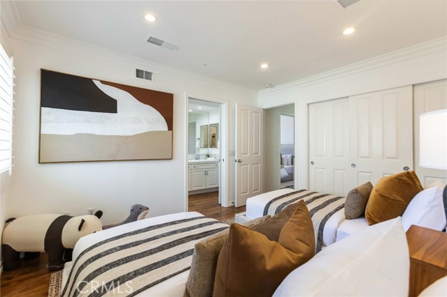 Detail Gallery Image 26 of 55 For 5985 Vista De La Luz, Woodland Hills,  CA 91367 - 4 Beds | 3/1 Baths