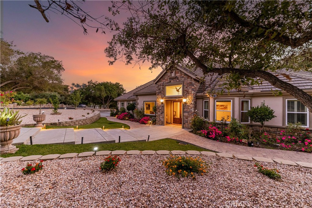 45455 Via Vaquero, Temecula, CA 92590