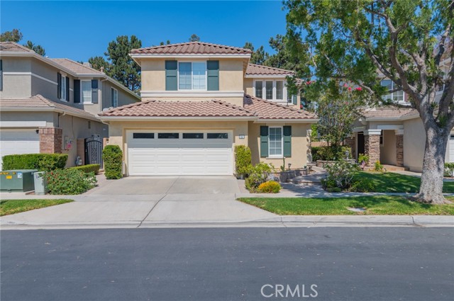 11 Lynnfield, Irvine CA: https://media.crmls.org/medias/f52333db-415d-4177-b6a4-17cc0f85a013.jpg