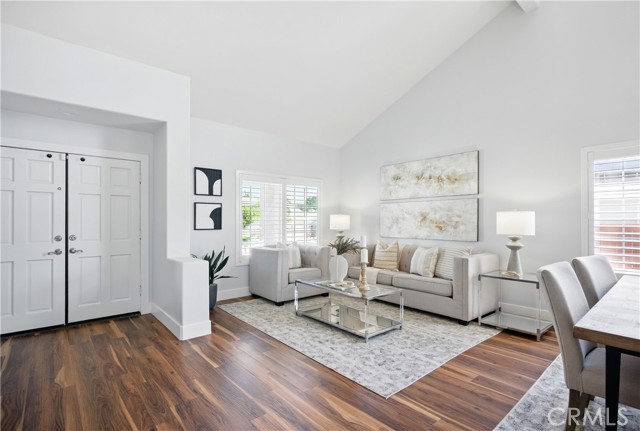 27170 Arrow Point Trail, Corona CA: https://media.crmls.org/medias/f5233bfa-3f28-49c3-9cbd-ed7d02739a88.jpg