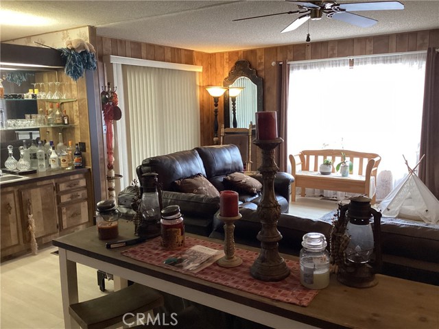 4133 W Wilson Street, Banning CA: https://media.crmls.org/medias/f523d9d4-a969-4eb2-b96c-2f4ee4affa71.jpg