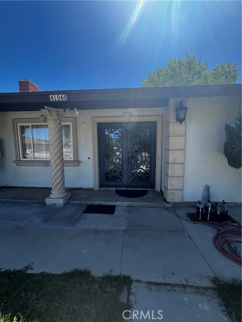 41060 158th E Street, Lake Los Angeles CA: https://media.crmls.org/medias/f523ef1f-ab40-48d0-b1b3-f8700eb9190e.jpg