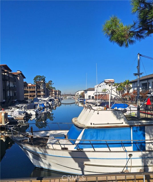 Detail Gallery Image 21 of 32 For 5217 Marina Pacifica Key #20,  Long Beach,  CA 90803 - 1 Beds | 1 Baths