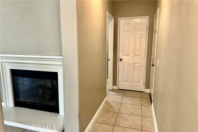 Detail Gallery Image 17 of 47 For 5919 Lawson Peak, Fontana,  CA 92336 - 4 Beds | 3 Baths