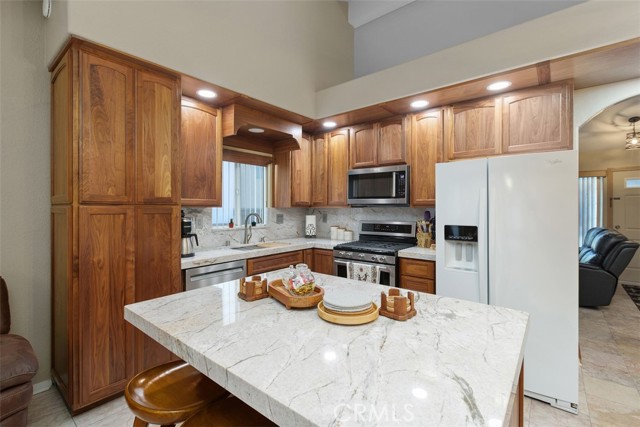 Detail Gallery Image 14 of 44 For 25047 Parkcrest Dr, Murrieta,  CA 92562 - 3 Beds | 2 Baths