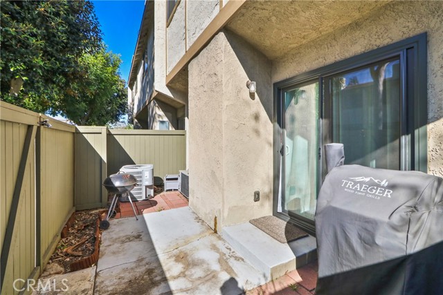 Detail Gallery Image 31 of 32 For 2000 W Palmyra Apt 29, Orange,  CA 92868 - 3 Beds | 2/1 Baths