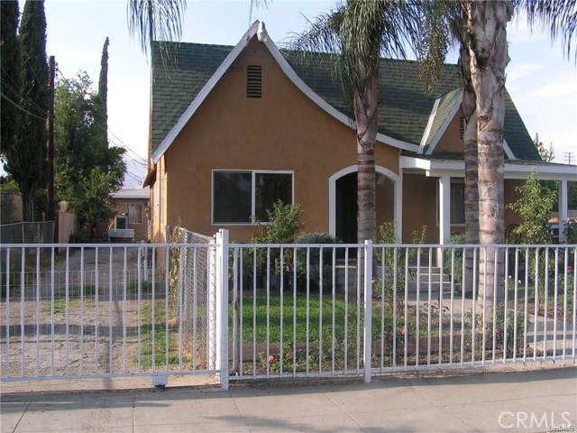 Detail Gallery Image 4 of 10 For 158 W 11th St, San Bernardino,  CA 92410 - – Beds | – Baths