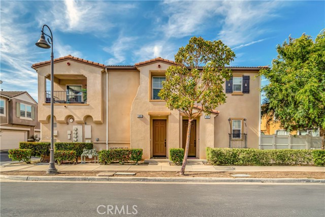 Detail Gallery Image 1 of 27 For 3639 Dunkirk Dr, Oxnard,  CA 93035 - 2 Beds | 2 Baths