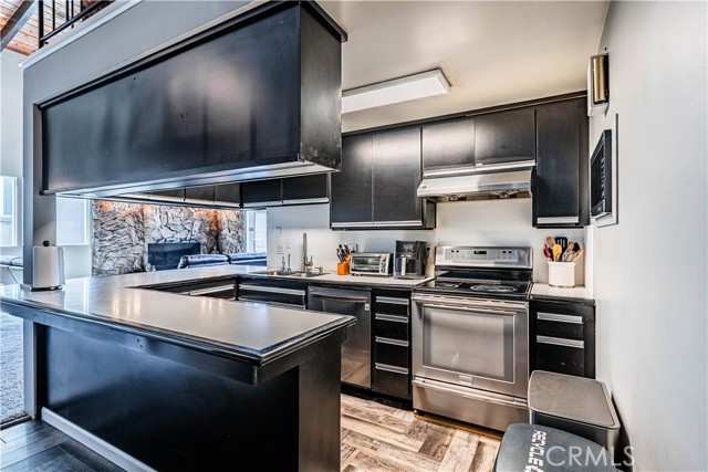 Detail Gallery Image 39 of 75 For 23256 Gray Fox Dr, Canyon Lake,  CA 92587 - 3 Beds | 3 Baths