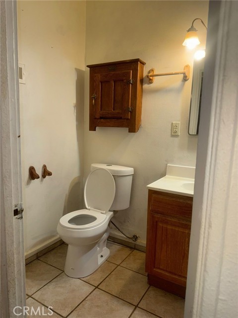 Detail Gallery Image 10 of 28 For 24144 Joshua Ave, Boron,  CA 93516 - 3 Beds | 2 Baths