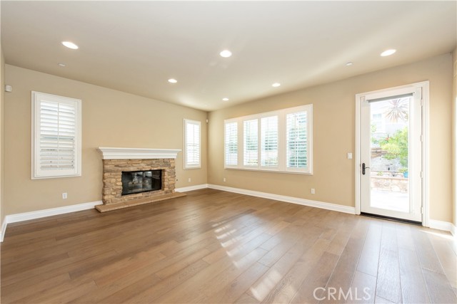 Detail Gallery Image 7 of 31 For 23 Breezes, Irvine,  CA 92620 - 4 Beds | 4/1 Baths