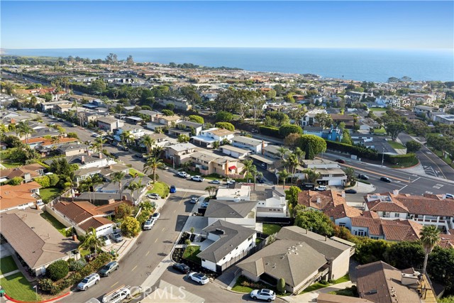 Detail Gallery Image 33 of 34 For 405 Serra Drive, Corona Del Mar,  CA 92625 - 3 Beds | 2 Baths